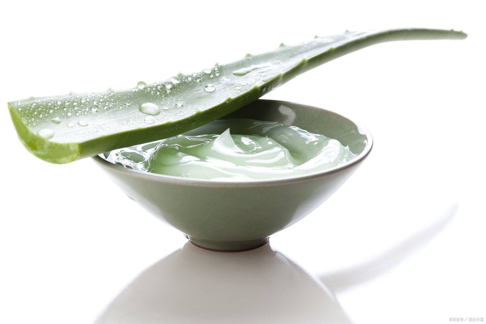 完美和林清轩芦荟胶哪个好用？林清轩芦荟胶的多种用法有什么？