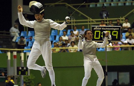 稍胜一筹的意思