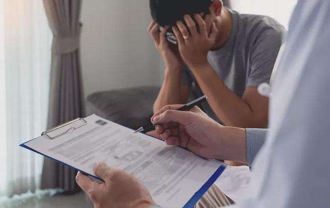 自杀热线盲人接线员：学生占比最大，暴露出了哪些社会问题？