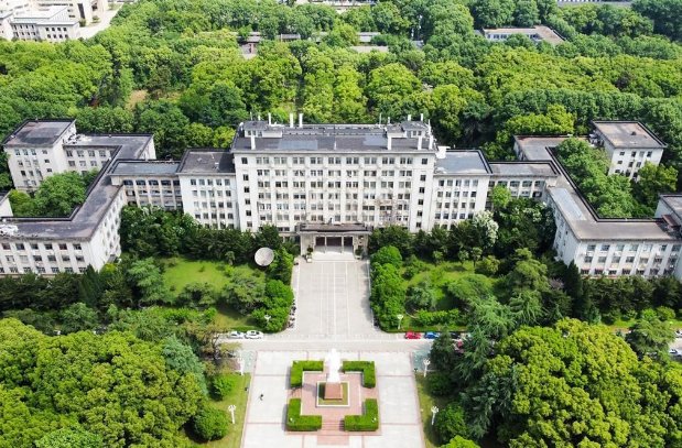 华中科技大学考研复试名单何时公示？