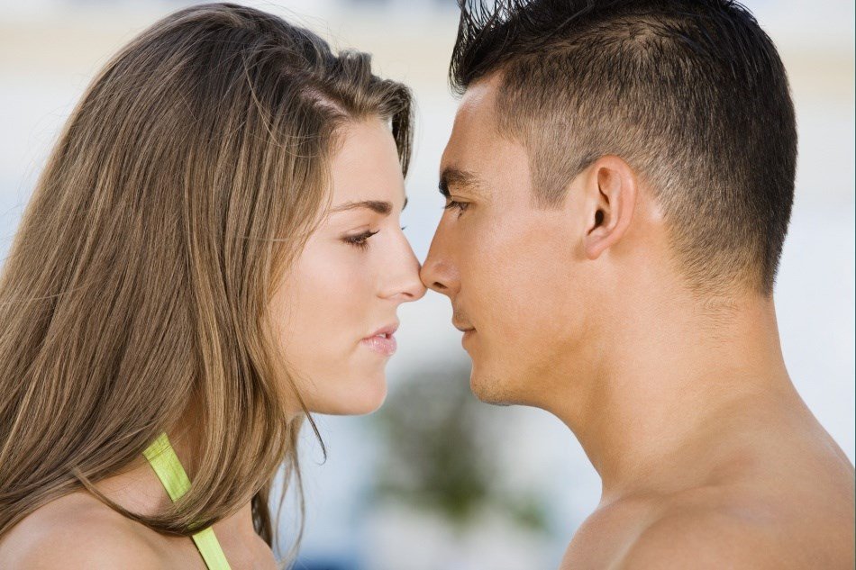 别害羞了，每天接吻一次，身体会发生什么变化？