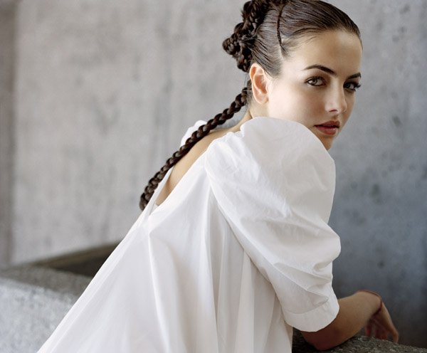 史前10000年的女主角是？