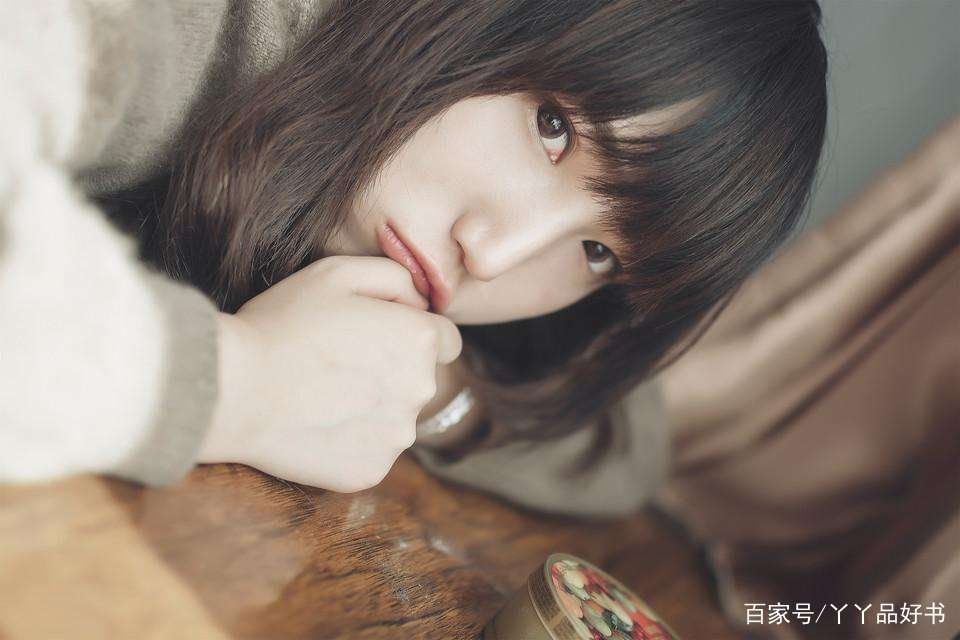 已经成年了，我爸总在我睡觉的时候闯进来，究竟该怎么办呢？