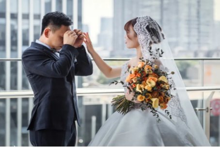 firstlook什么意思