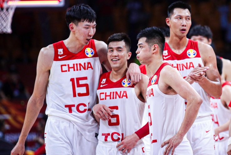 谁造就了中国男篮的溃败