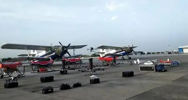 机场欠村民数百万元占地租金延期半年不发，这是为何？