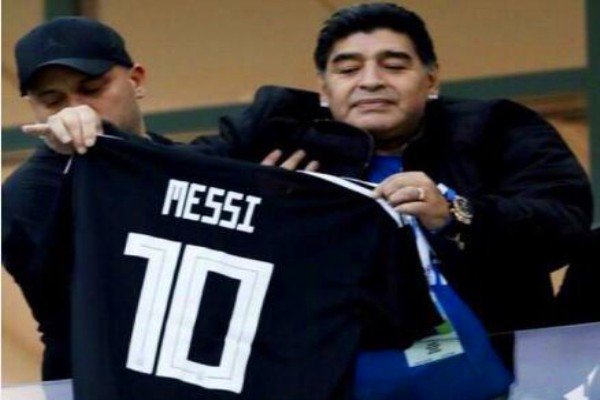 有人说梅西是“上帝之手”，“上帝之手”在足赛中是怎么回事？