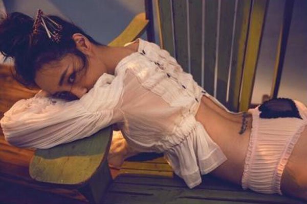 白百何一阳指是指啥 导致演绎路低谷的事件简称