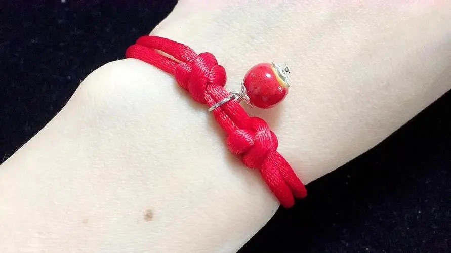 手链中国结的编法