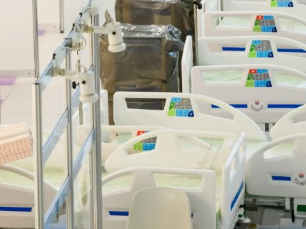 医护：现在是防医疗挤兑关键时刻，如何防范出现医疗挤兑的情况？