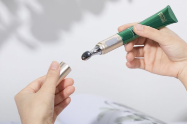 国产精华液1区2区区别大吗知乎