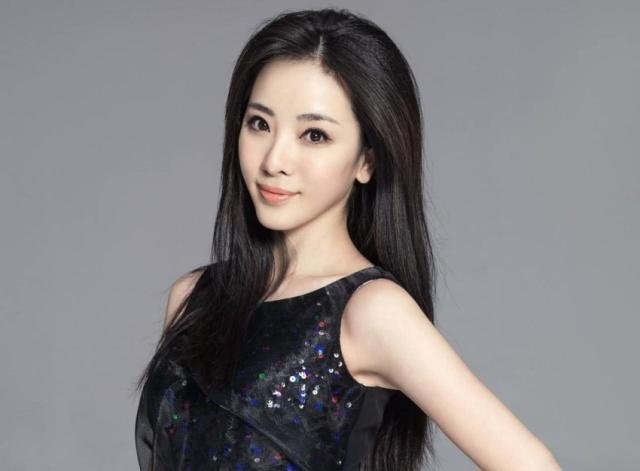 撒贝宁说初见李思思惊为天人，他们初见时的场景是怎样的？