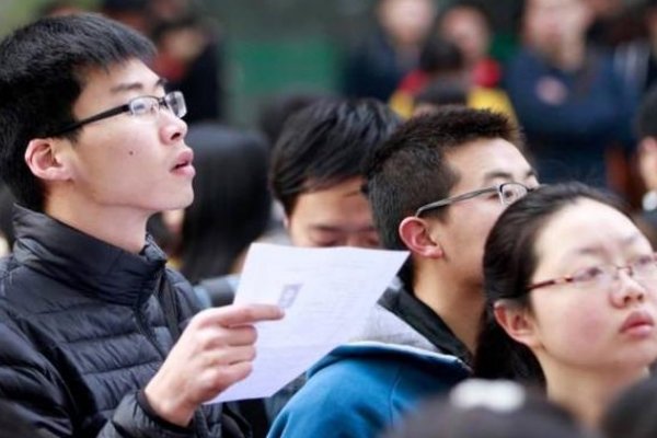 实现理想的根本途径是( )a正确认识理想与现实的关系b坚定实现理想的信念c争取