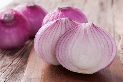 35岁肯尼亚男子因晚餐中没洋葱残杀妻儿,你如何看待这件事