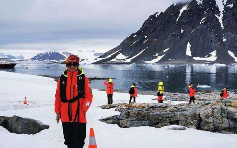 77岁上海阿姨走遍七大洲，是什么力量支撑着她完成了这一壮举？