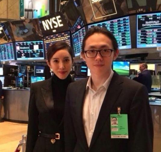 不当富二代当“键盘侠”，为逃避责任身居国外，潘瑞到底有多怪？