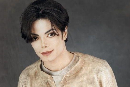 迈克杰克逊身价多少亿