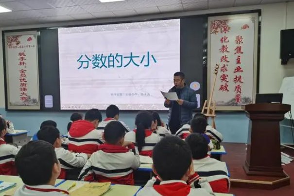 3xy的系数和次数是多少