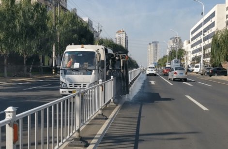 搜救员搜寻西安男童累到席地而睡，城市道路还存在哪些安全问题？