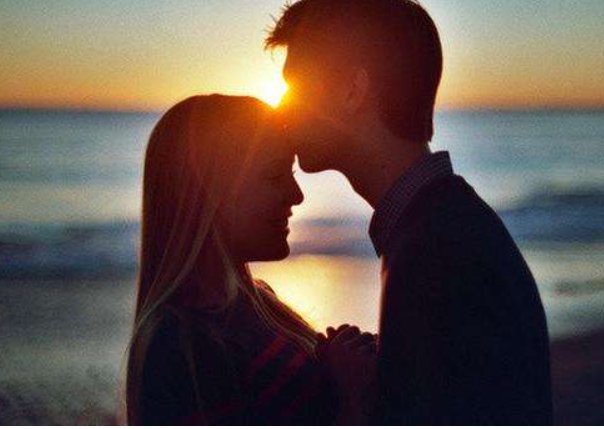 每天早上被女朋友吻醒是怎样一种体验？