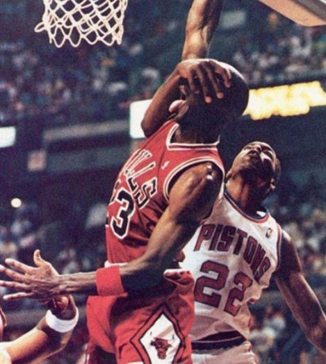 只有詹姆斯、乔丹做到，科比邓肯都失败了，NBA“35定律”是什么？