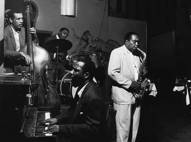 比波普爵士乐的代表人物是