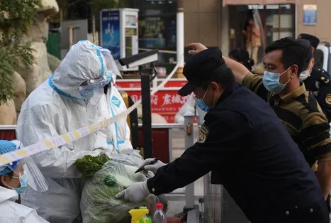 上海封控已1个月，新增阳性病例迎来6连降，何时能实现社会层面清零呢？