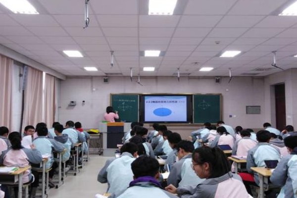 满腔怒火指什么生肖