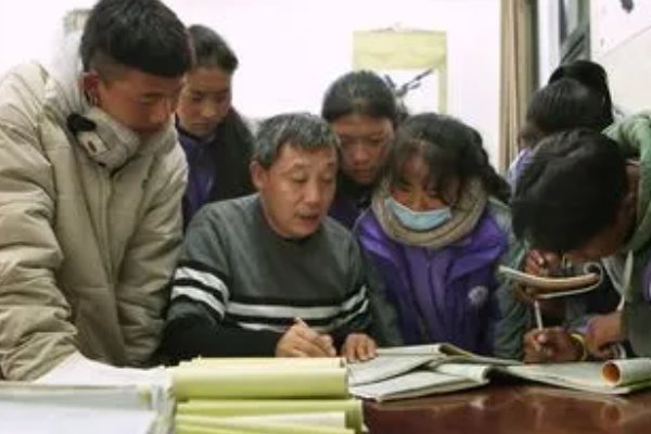 技高一筹筹的意思