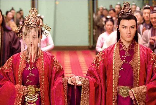 灵域中的秦烈和凌语诗在一起了吗