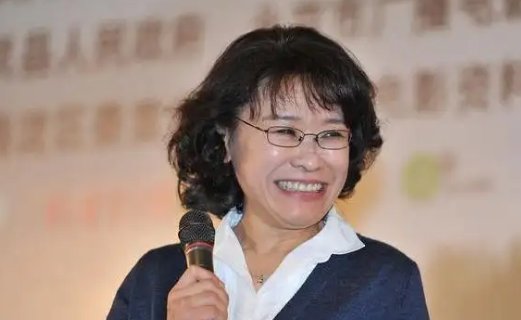 你最崇拜的人是谁？