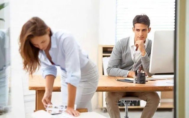 为什么领导想潜规则我？