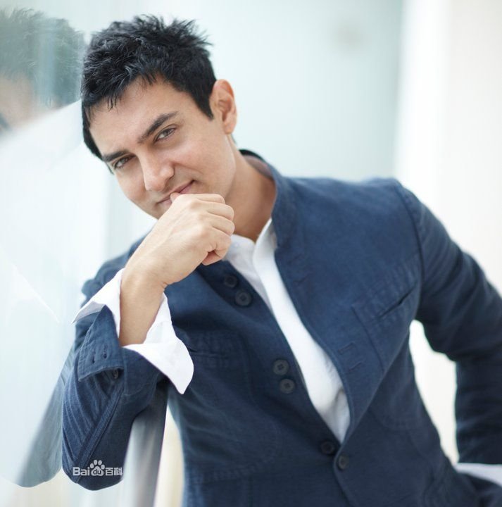 《未知死亡》里的男主角叫什么？它还演过哪些电影？