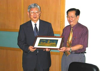 陈传鸿的学术贡献