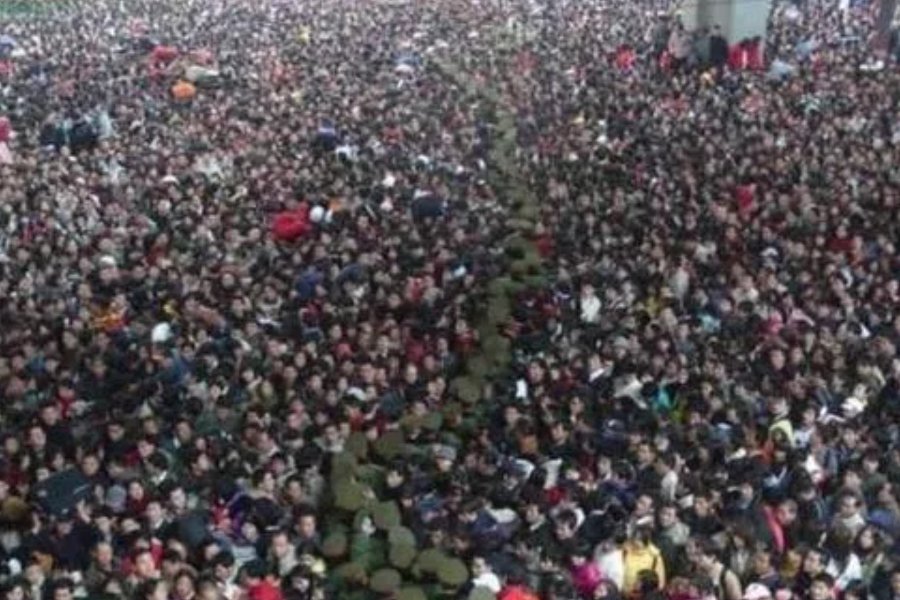 再过50年中国人口大概是多少？