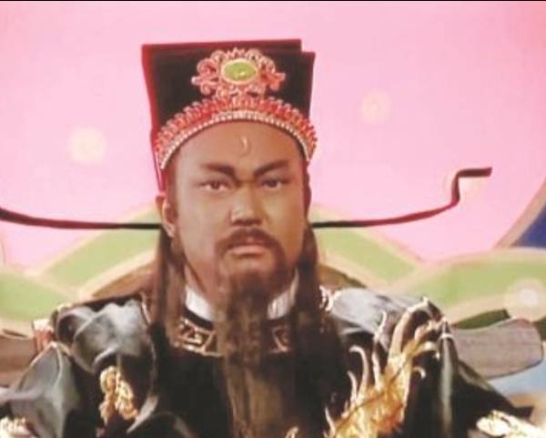 南侠展昭和北侠欧阳春、锦毛鼠白玉堂三人武功如何排名？