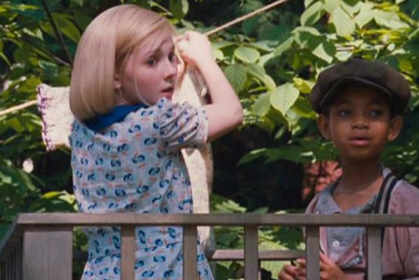 《美国女孩的秘密》的故事背景，想表达什么样的意义？