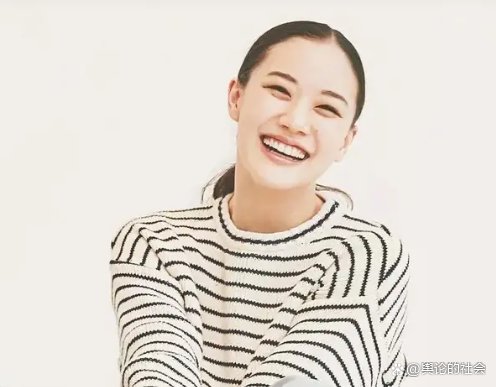 37岁苍井优升级当妈，结婚三年生下女儿，她的老公是谁？