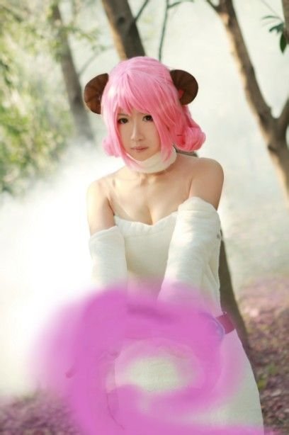 阿莉耶丝的角色经历