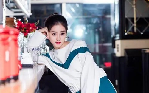 迪丽热巴发文让祝绪丹遇她,她们两个之间是什么关系?