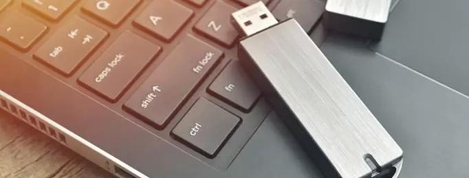 u盘如何复制光盘文件？