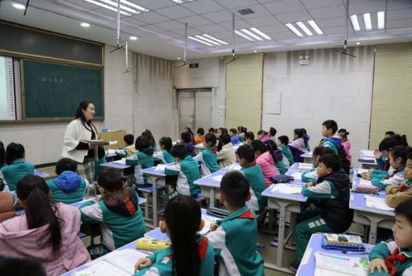 春雨如丝打一正确生肖