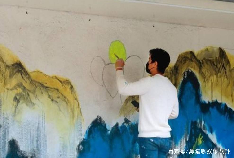 陈乔恩男友闹乌龙，惹得警察当街询问，究竟怎么回事？