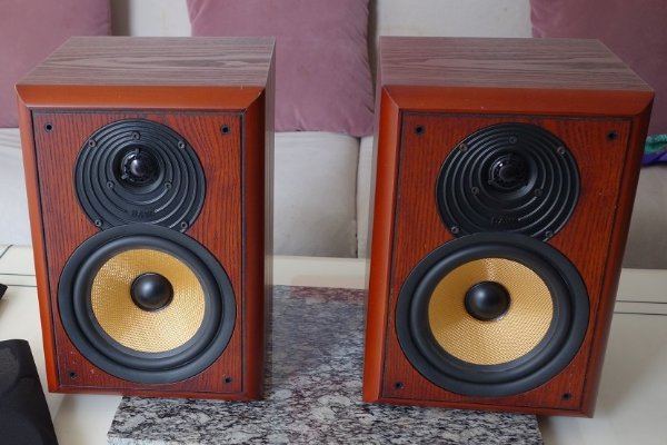 什么牌子的低音炮音响比较好？