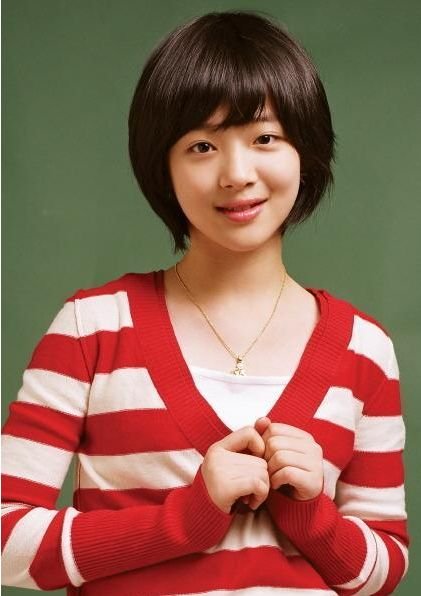 崔雪莉有没有整容？