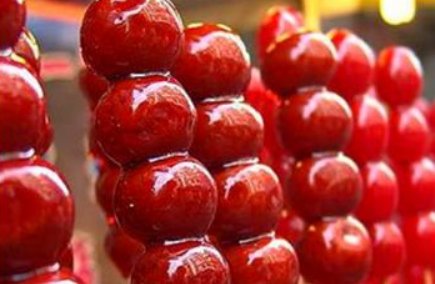 冰糖葫芦是年味的象征之一吗？