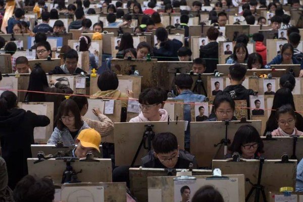 八校联考是哪八所高中？