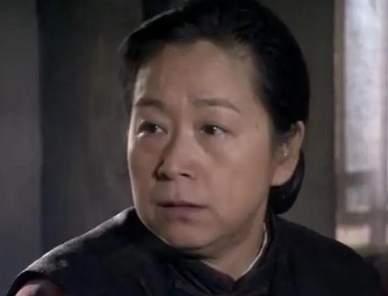 她是张默的生母,张国立的发妻,离婚31年后仍未嫁,如今怎么样了?