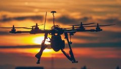 采用高科技！上海一地用无人机监控社区扫码，能给防疫工作带来哪些助力？