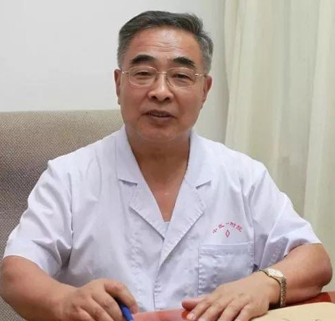 鸟巢的大屏幕出现钟南山等抗疫英雄,你如何看待此事?